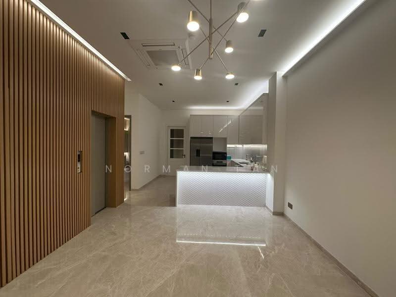 212 Carpmael Road